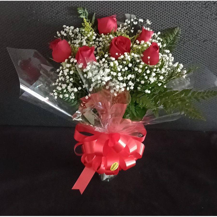 Buquê tradicional com 6 rosas nacionais